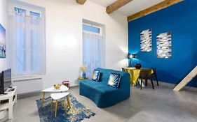 Appartement renové av mezzanine The Palm